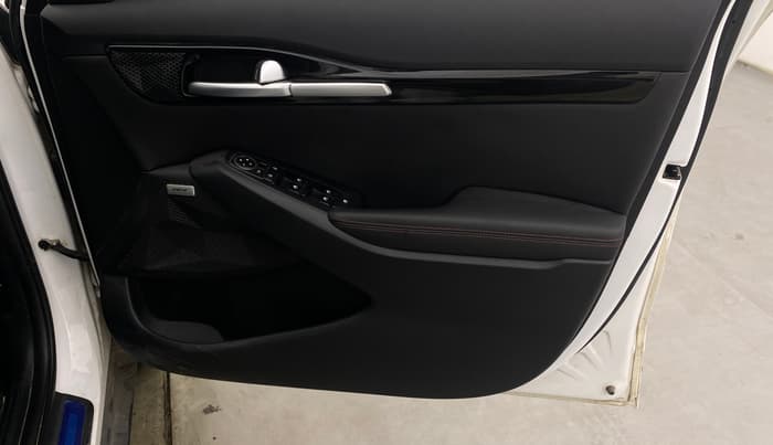 2021 KIA SELTOS GTX PLUS DCT 1.4 PETROL, Petrol, Automatic, 21,886 km, Driver Side Door Panels Control