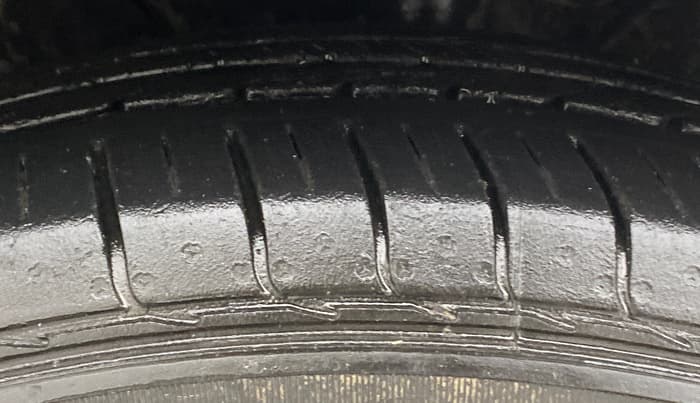 2021 KIA SELTOS GTX PLUS DCT 1.4 PETROL, Petrol, Automatic, 21,886 km, Left Front Tyre Tread
