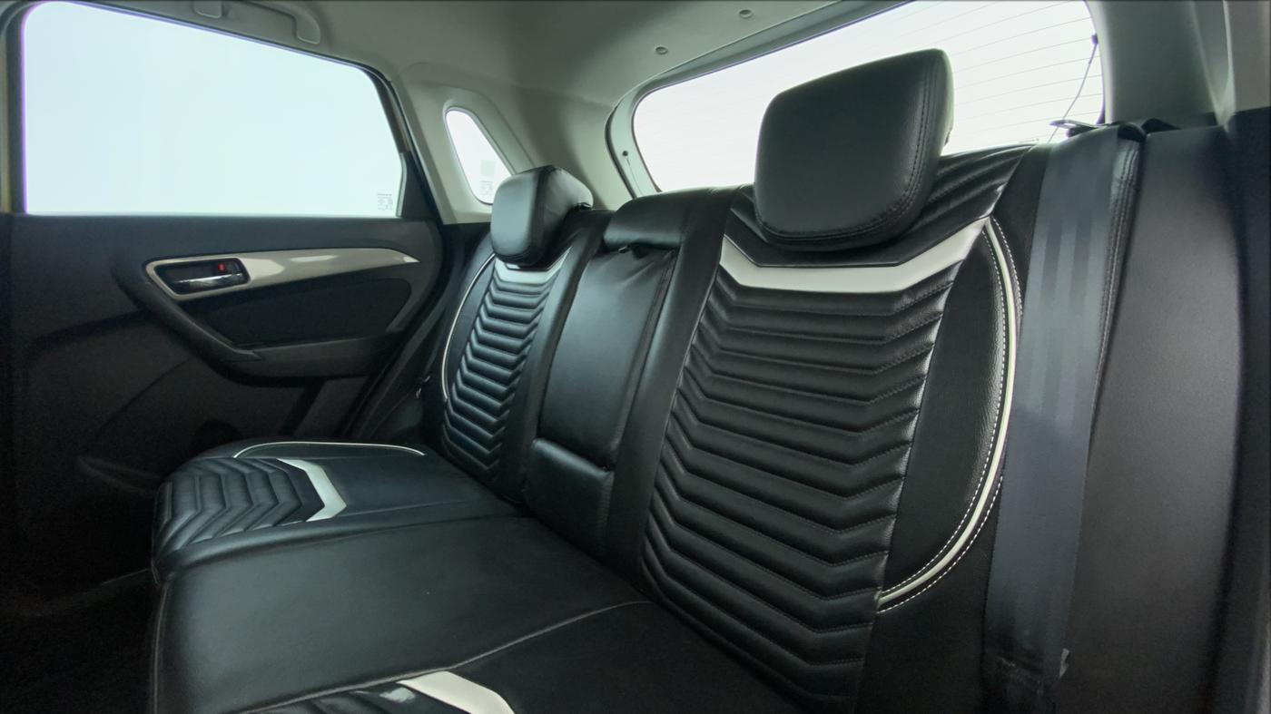 2019 Maruti Vitara Brezza ZDI+ DUAL TONE AMT, Diesel, Automatic, 37,597 km, Right Side Rear Door Cabin