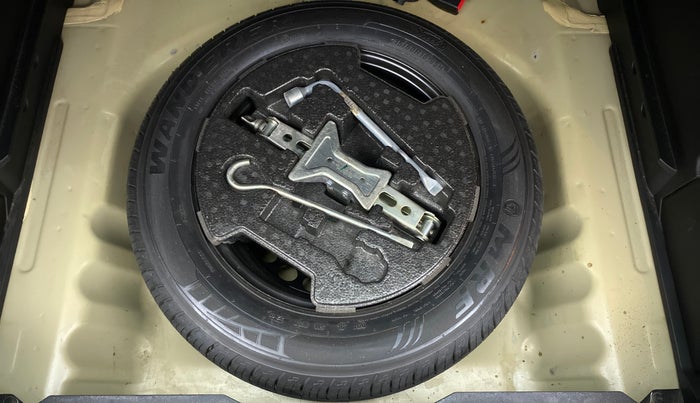 2019 Maruti Vitara Brezza ZDI+ DUAL TONE AMT, Diesel, Automatic, 37,597 km, Spare Tyre