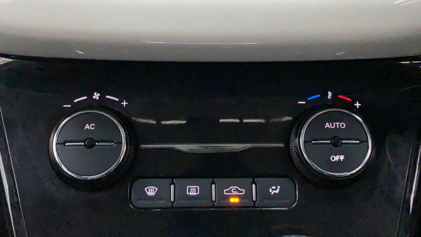 2021 Tata NEXON XZA PLUS SUNROOF PETROL, Petrol, Automatic, 35,445 km, Automatic Climate Control