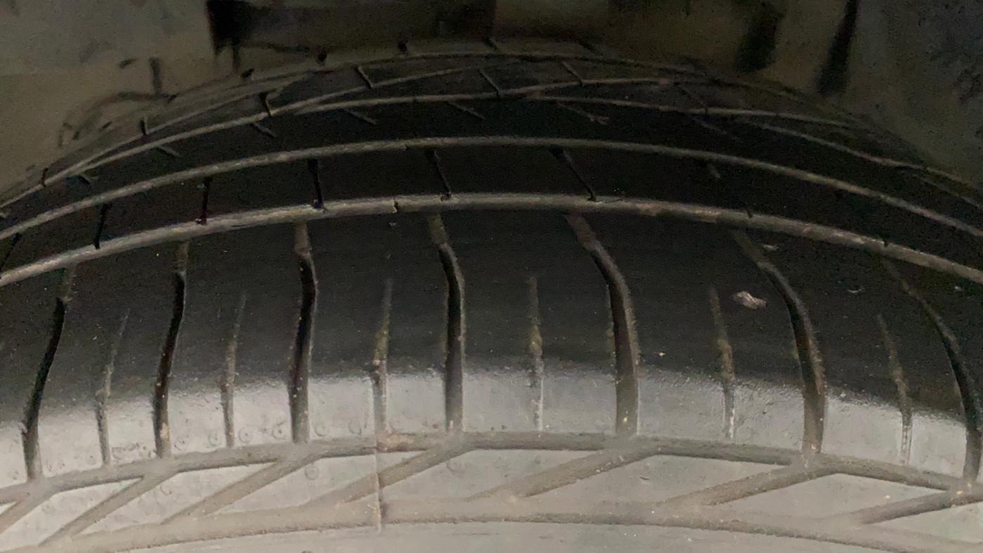 2021 Tata NEXON XZA PLUS SUNROOF PETROL, Petrol, Automatic, 35,445 km, Left Front Tyre Tread
