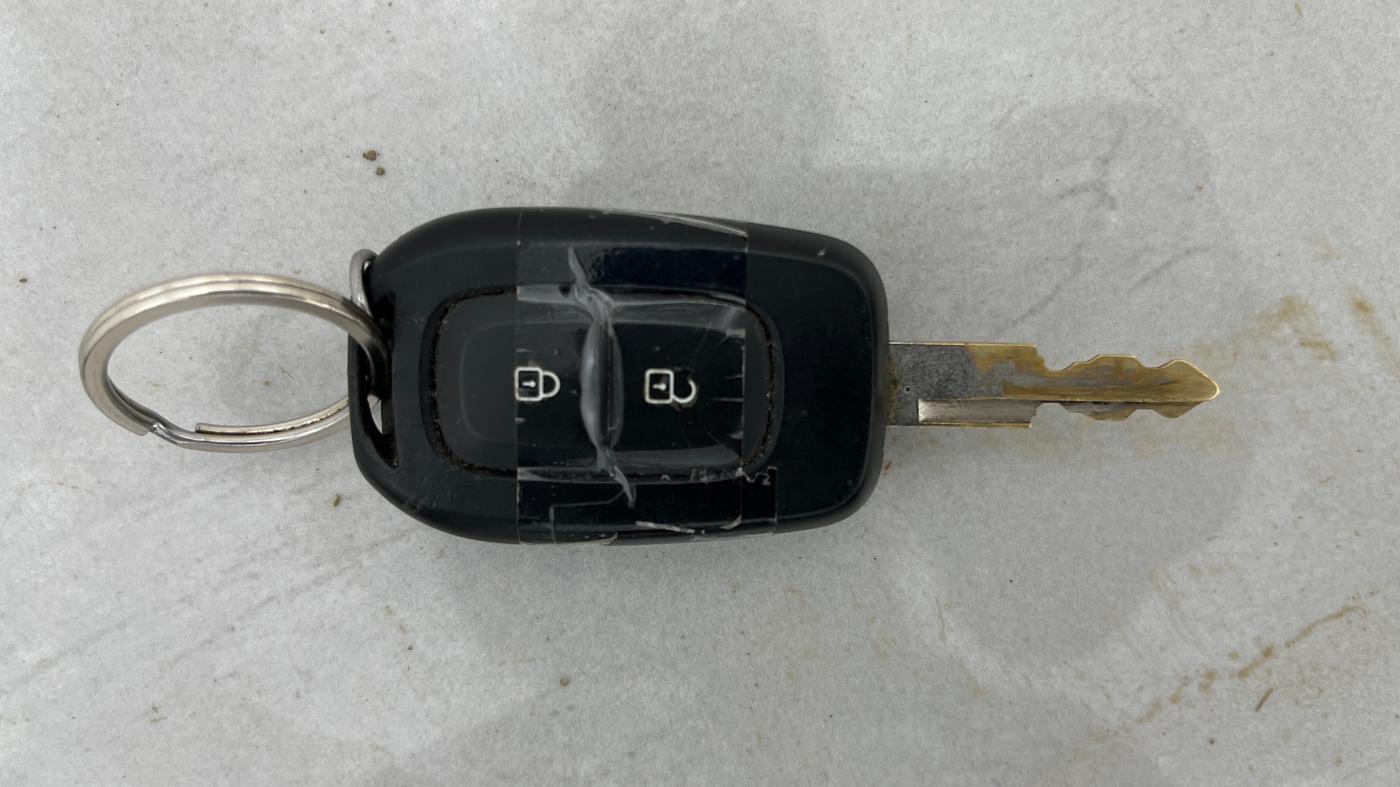 2020 Renault Kwid CLIMBER 1.0 AMT (O), CNG, Automatic, 72,002 km, Key Close Up