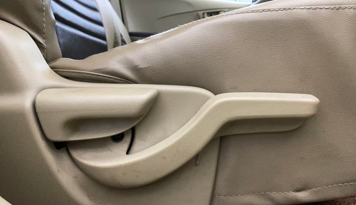 2013 Honda Brio S MT, Petrol, Manual, 97,701 km, Driver Side Adjustment Panel