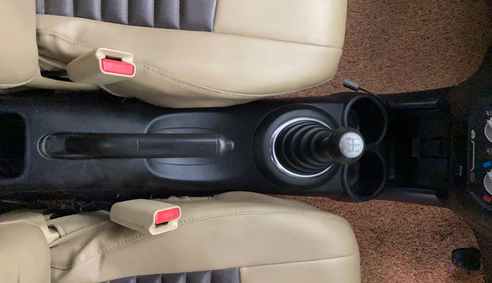 2013 Honda Brio S MT, Petrol, Manual, 97,701 km, Gear Lever