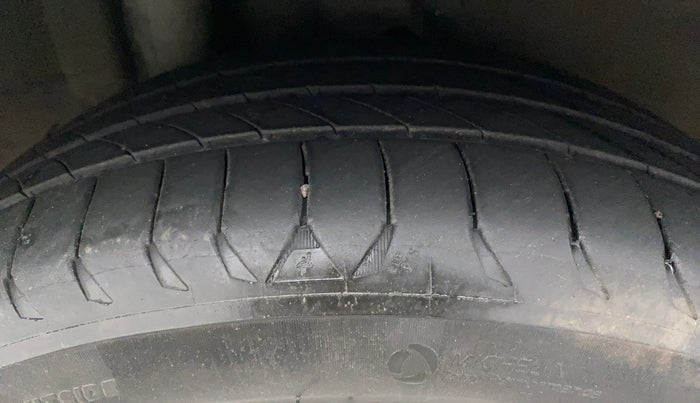 2019 Hyundai Verna 1.6 CRDI SX (O) AT, Diesel, Automatic, 59,987 km, Right Rear Tyre Tread