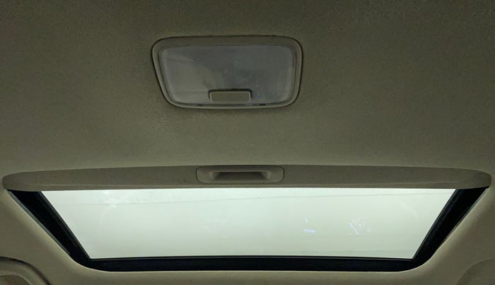 2019 Hyundai Verna 1.6 CRDI SX (O) AT, Diesel, Automatic, 59,987 km, Moonroof/ Sunroof