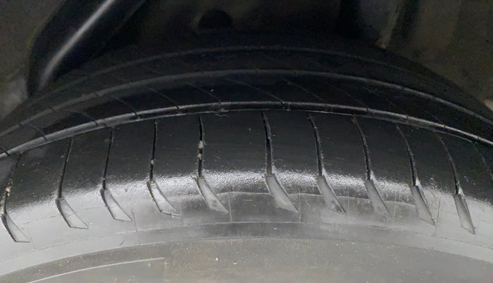 2019 Hyundai Verna 1.6 CRDI SX (O) AT, Diesel, Automatic, 59,987 km, Left Rear Tyre Tread