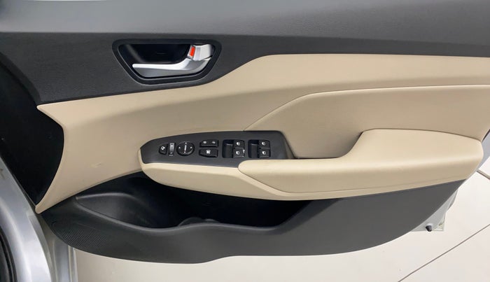 2019 Hyundai Verna 1.6 CRDI SX (O) AT, Diesel, Automatic, 59,987 km, Driver Side Door Panels Control