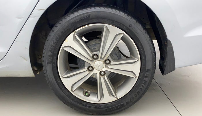 2019 Hyundai Verna 1.6 CRDI SX (O) AT, Diesel, Automatic, 59,987 km, Left Rear Wheel