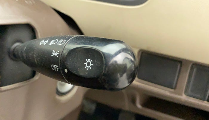 2010 Maruti Zen Estilo LXI, Petrol, Manual, 17,890 km, Combination switch - Wiper speed adjustment non-functional