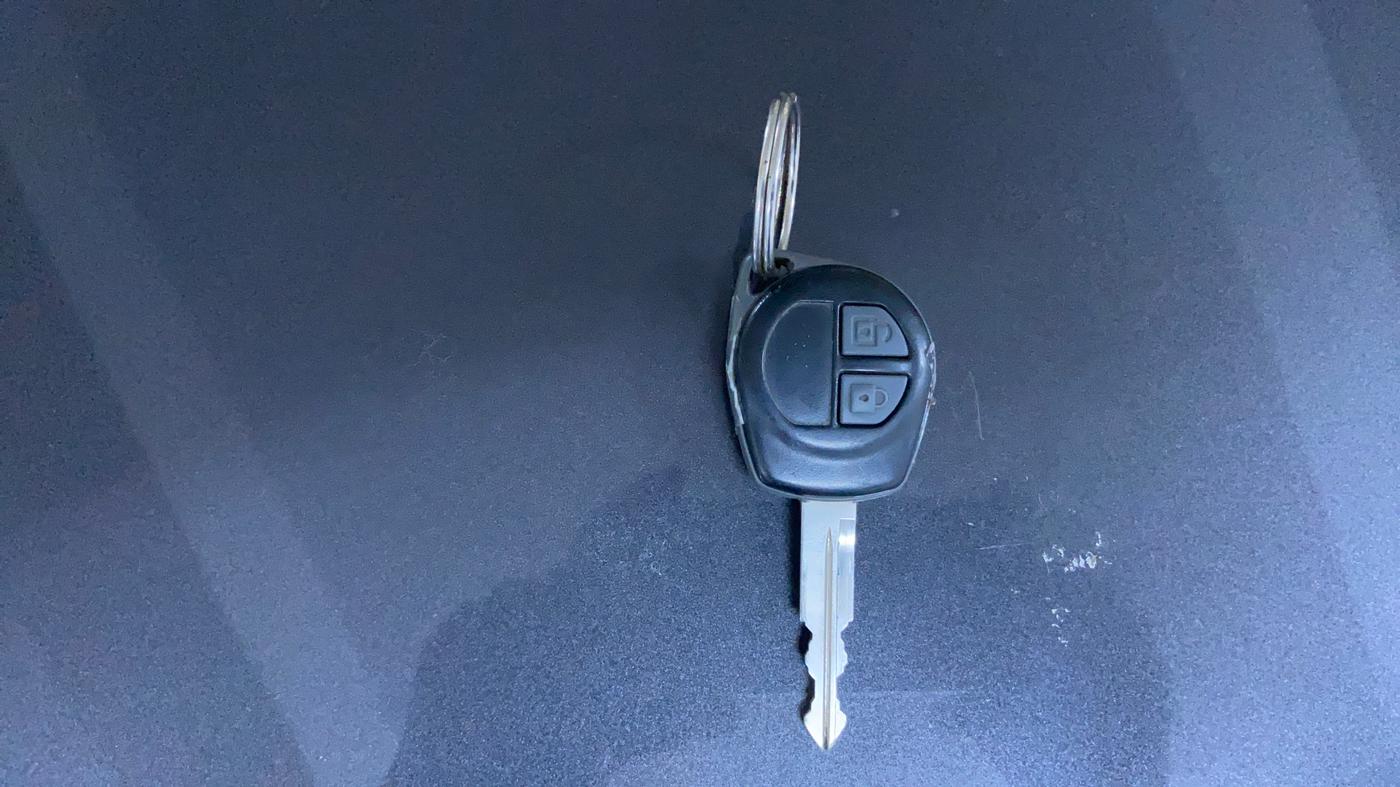 2020 Maruti Alto VXI, Petrol, Manual, 49,616 km, Key Close Up