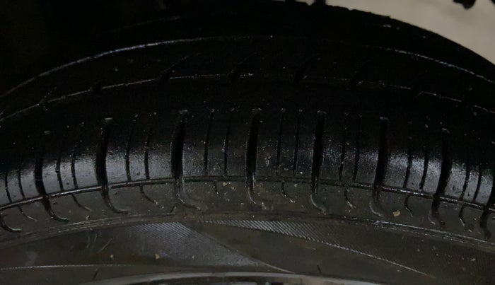 2020 Maruti Alto VXI, Petrol, Manual, 49,616 km, Left Rear Tyre Tread