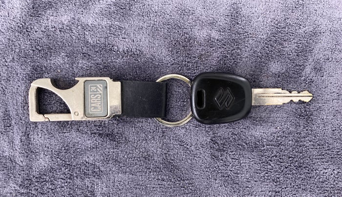 2019 Maruti Alto 800 LXI, Petrol, Manual, 14,519 km, Key Close Up