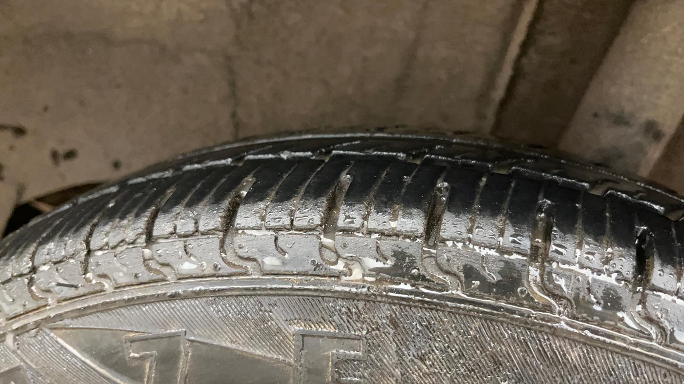 2019 Renault Kwid RXL, Petrol, Manual, 27,315 km, Left Rear Tyre Tread