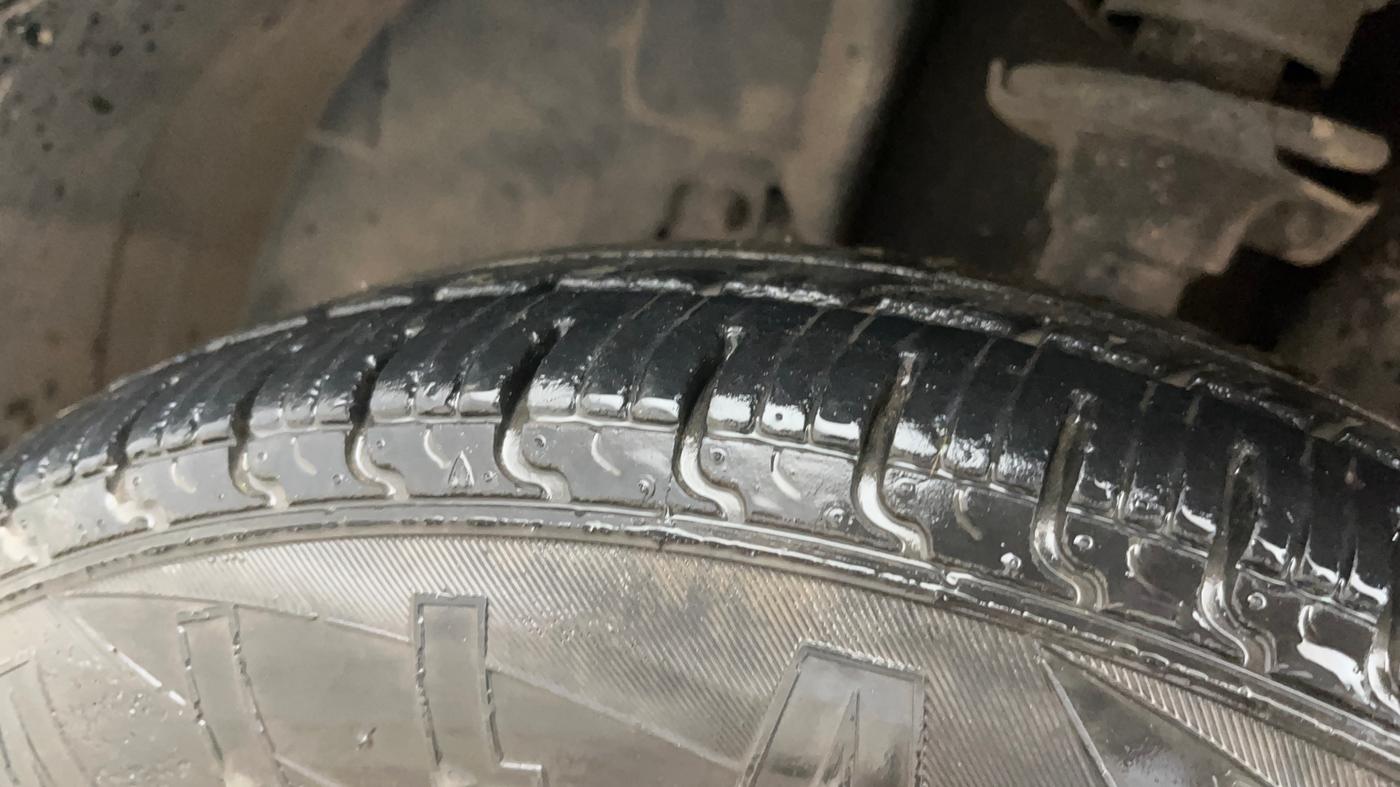 2019 Renault Kwid RXL, Petrol, Manual, 27,315 km, Left Front Tyre Tread