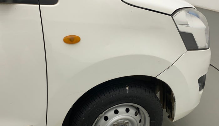 2017 Maruti Wagon R 1.0 LXI CNG (O), CNG, Manual, 40,714 km, Right fender - Slightly dented