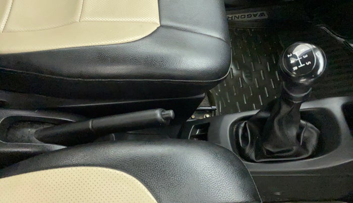 2017 Maruti Wagon R 1.0 LXI CNG (O), CNG, Manual, 40,714 km, Gear Lever