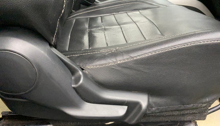 2017 Maruti Baleno DELTA PETROL 1.2, Petrol, Manual, 84,684 km, Driver Side Adjustment Panel