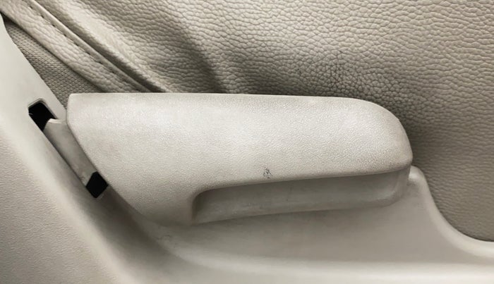 2018 Maruti Celerio ZXI, Petrol, Manual, 32,112 km, Driver Side Adjustment Panel