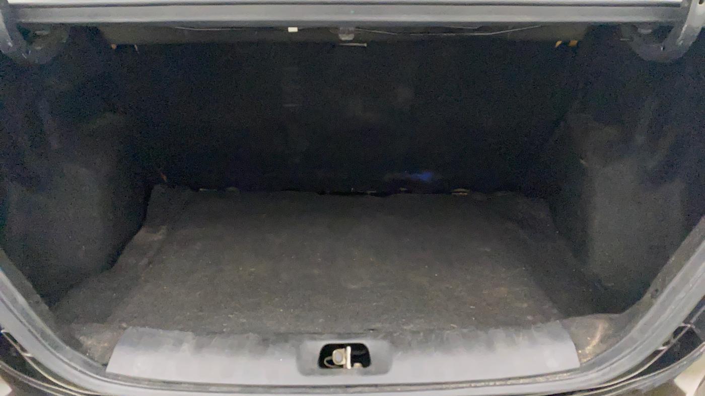 2016 Maruti Swift Dzire VXI AT, Petrol, Automatic, 92,121 km, Boot Inside