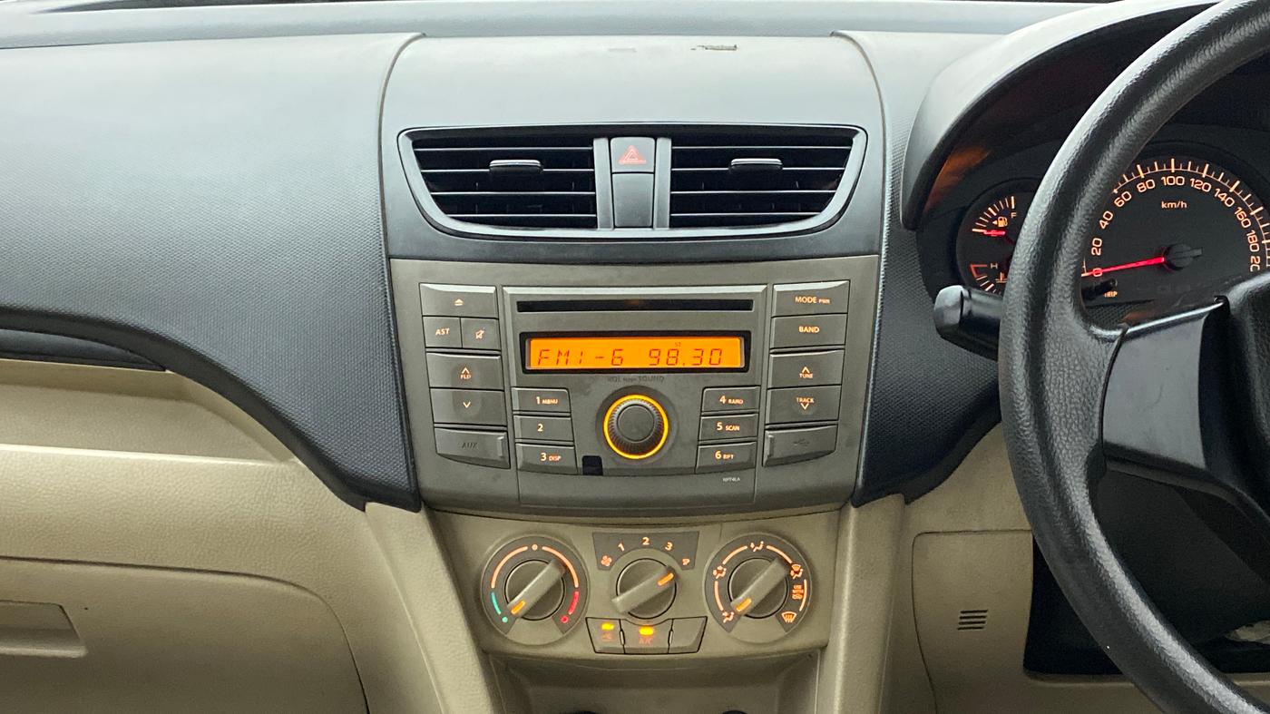 2015 Maruti Swift Dzire LXI, Petrol, Manual, 33,767 km, Air Conditioner