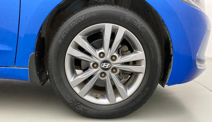 2019 Hyundai New Elantra 2.0 SX (O) AT, Petrol, Automatic, 30,241 km, Right Front Wheel