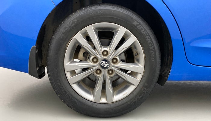 2019 Hyundai New Elantra 2.0 SX (O) AT, Petrol, Automatic, 30,241 km, Right Rear Wheel