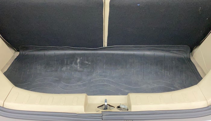 2013 Maruti A Star VXI (ABS) AT, Petrol, Automatic, 67,729 km, Boot Inside