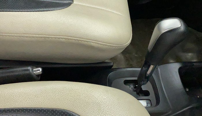 2016 Maruti Wagon R 1.0 VXI AMT, Petrol, Automatic, 65,129 km, Gear Lever