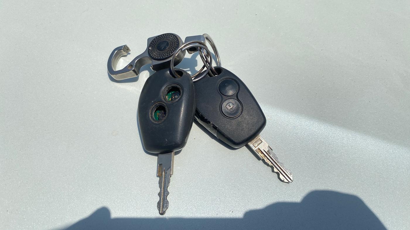 2014 Renault Duster 85 PS RXL DIESEL, Diesel, Manual, 1,36,899 km, Key Close Up