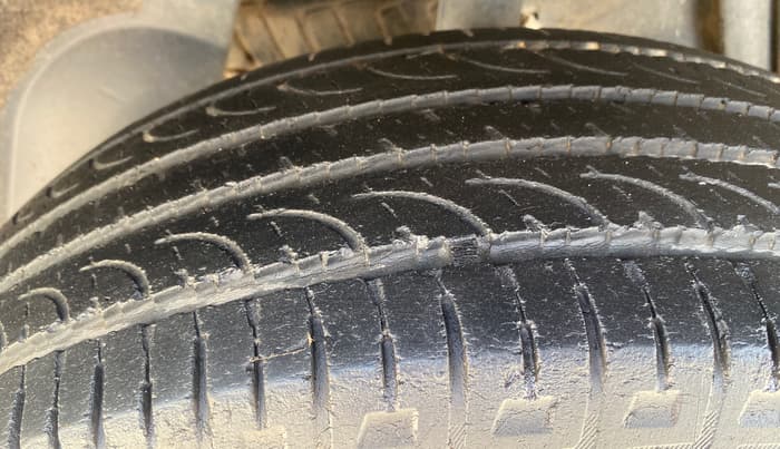 2014 Renault Duster 85 PS RXL DIESEL, Diesel, Manual, 1,36,899 km, Right Rear Tyre Tread