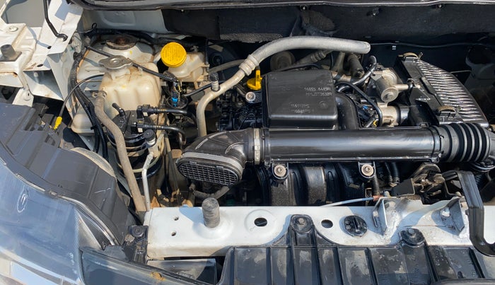 2020 Renault TRIBER RXT, Petrol, Manual, 61,393 km, Engine View - Right