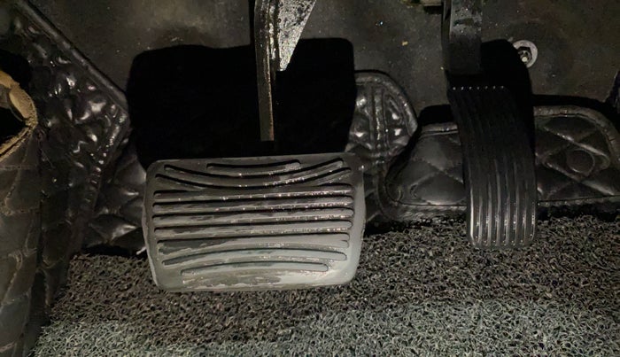 2021 Mahindra Thar LX PETROL HT 4WD AT, Petrol, Automatic, 55,622 km, Pedals