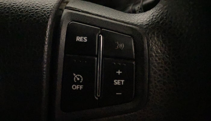 2021 Mahindra Thar LX PETROL HT 4WD AT, Petrol, Automatic, 55,622 km, Adaptive Cruise Control