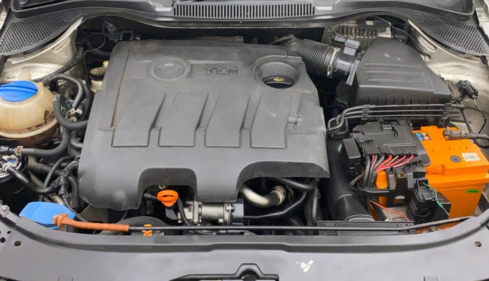 2013 Skoda Rapid AMBITION 1.6 TDI CR MT, Diesel, Manual, 77,104 km, Open Bonet