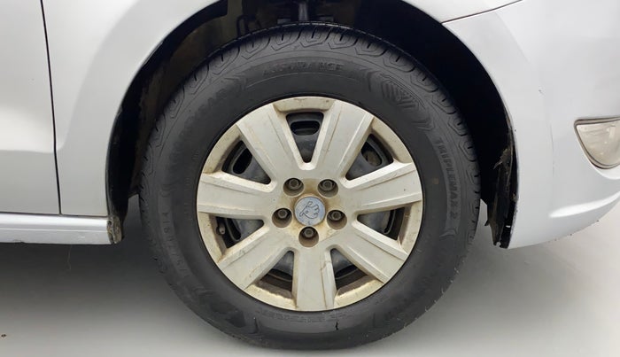 2013 Skoda Rapid AMBITION 1.6 TDI CR MT, Diesel, Manual, 77,104 km, Right Front Wheel