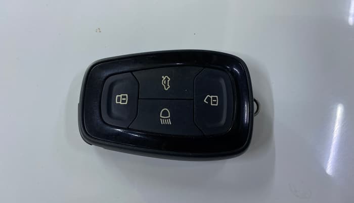 2022 Tata TIGOR XZ PETROL, CNG, Manual, 45,644 km, Key Close Up