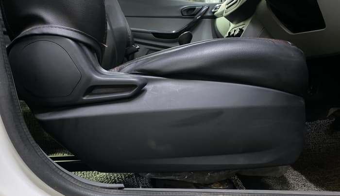 2022 Tata TIGOR XZ PETROL, CNG, Manual, 45,644 km, Driver Side Adjustment Panel