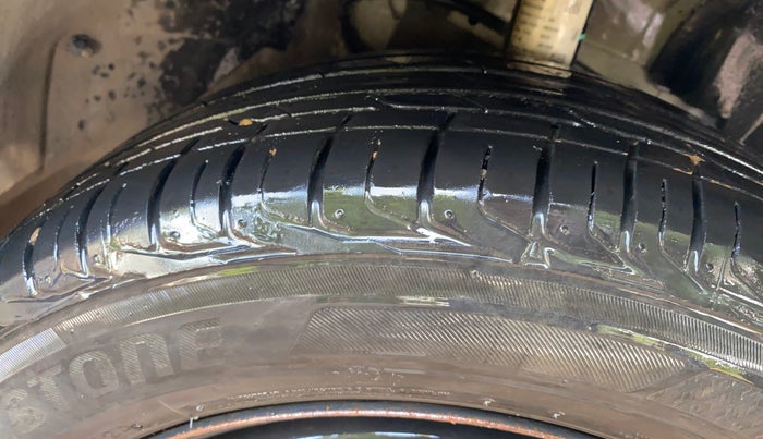 2024 Tata NEXON Smart Plus 1.2 Revotron 6 AMT, Petrol, Automatic, 14,400 km, Right Front Tyre Tread