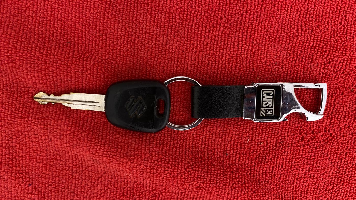 2019 Maruti Alto VXI, Petrol, Manual, 16,903 km, Key Close Up