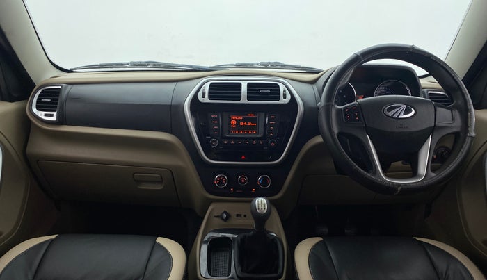 2016 Mahindra TUV300 T8, Diesel, Manual, 76,125 km, Dashboard