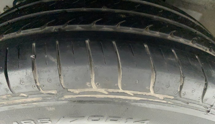 2018 Hyundai Elite i20 Magna Executive 1.2, Petrol, Manual, 22,103 km, Right Rear Tyre Tread
