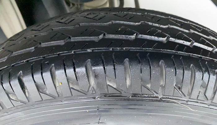 2018 Maruti Alto 800 LXI, Petrol, Manual, 44,075 km, Left Rear Tyre Tread