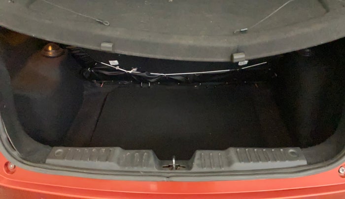 2020 Tata ALTROZ XZ PETROL, Petrol, Manual, 1,05,059 km, Boot Inside