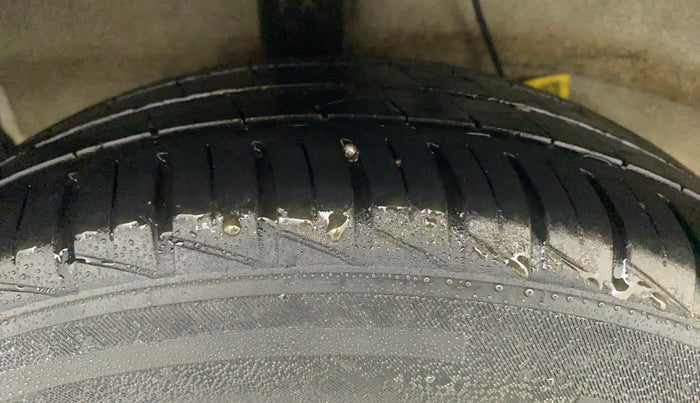 2021 Hyundai AURA S 1.2 CNG, CNG, Manual, 37,737 km, Right Rear Tyre Tread