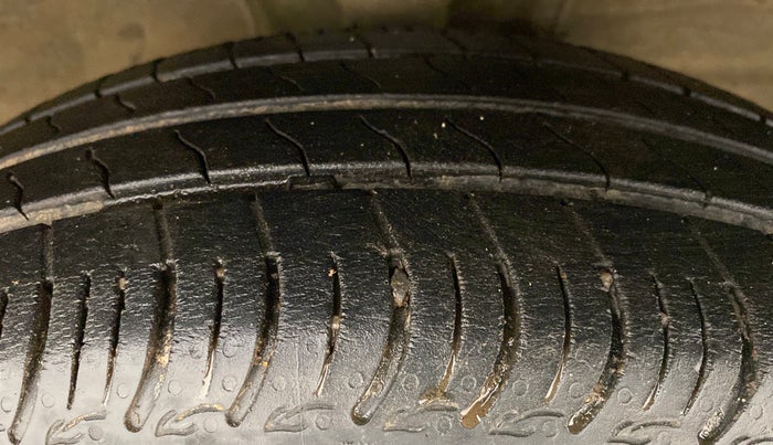 2020 Maruti S PRESSO VXI PLUS, Petrol, Manual, 29,044 km, Right Front Tyre Tread