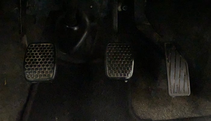 2017 Maruti Alto 800 LXI CNG, CNG, Manual, 72,370 km, Pedals