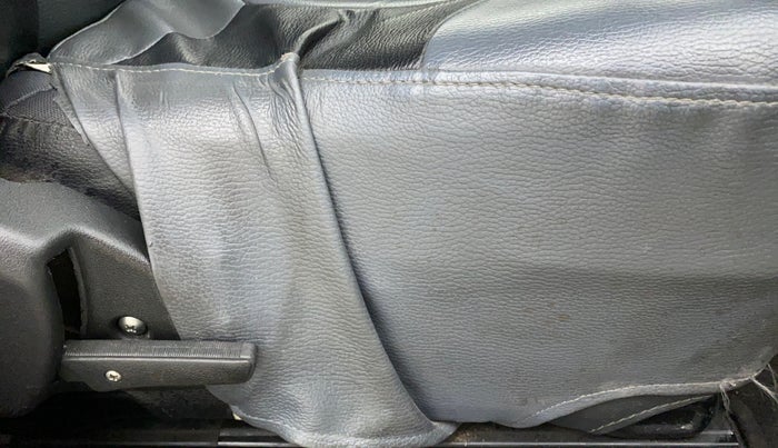 2017 Maruti Alto 800 LXI CNG, CNG, Manual, 72,370 km, Driver Side Adjustment Panel