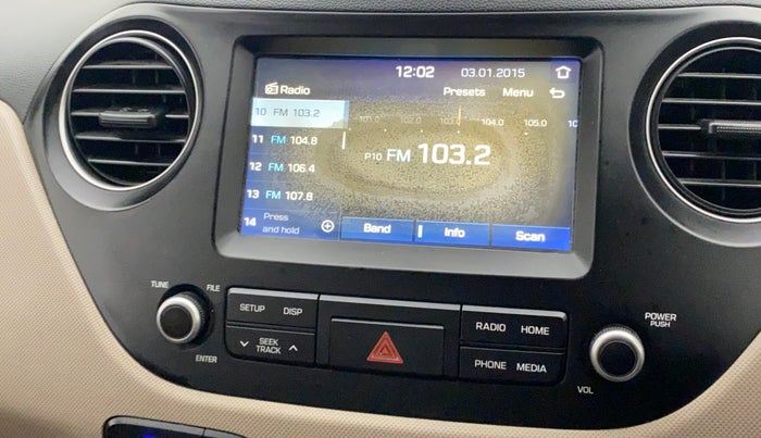 2017 Hyundai Grand i10 SPORTZ (O) 1.2 KAPPA VTVT, Petrol, Manual, 46,286 km, Infotainment system - Display has spot on screen